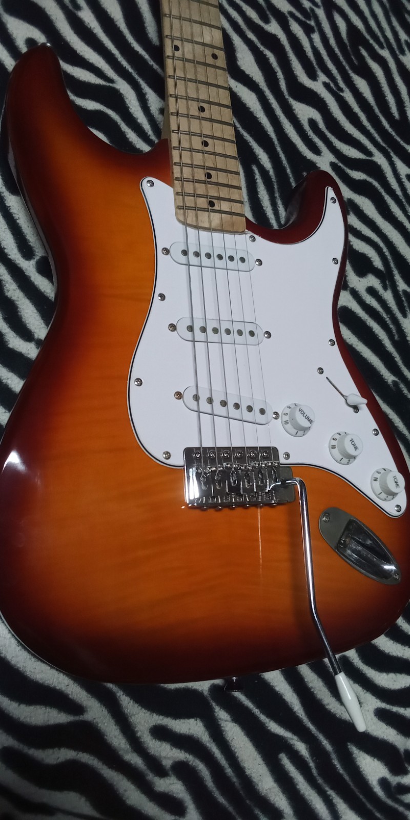 Cozart Custom Hand Made Series Electric Guitar With a 2 Tone Sunburst Finish