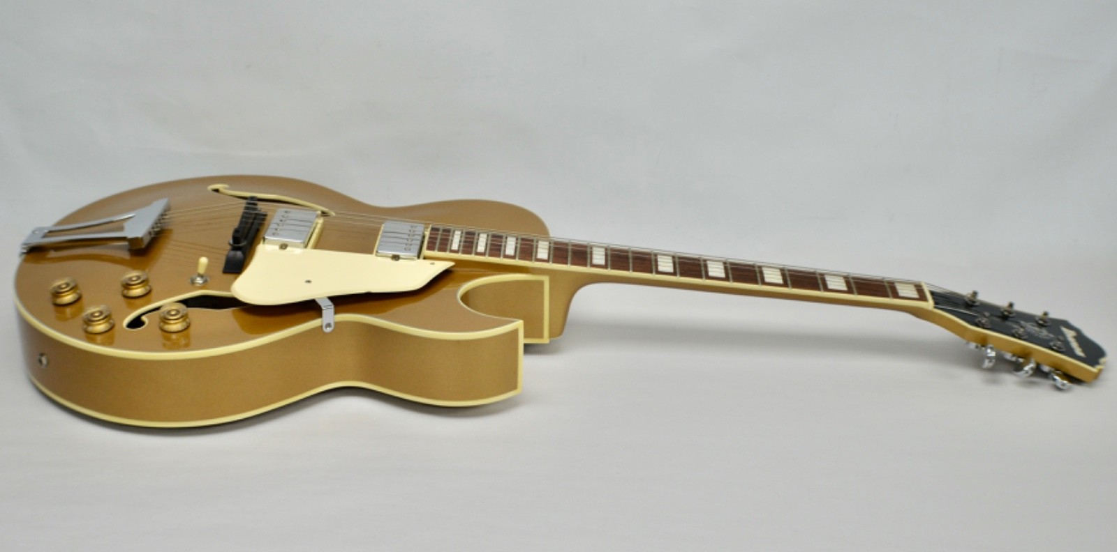 IBANEZ Artcore Series AK75D Hollowbody Electric Guitar Gold