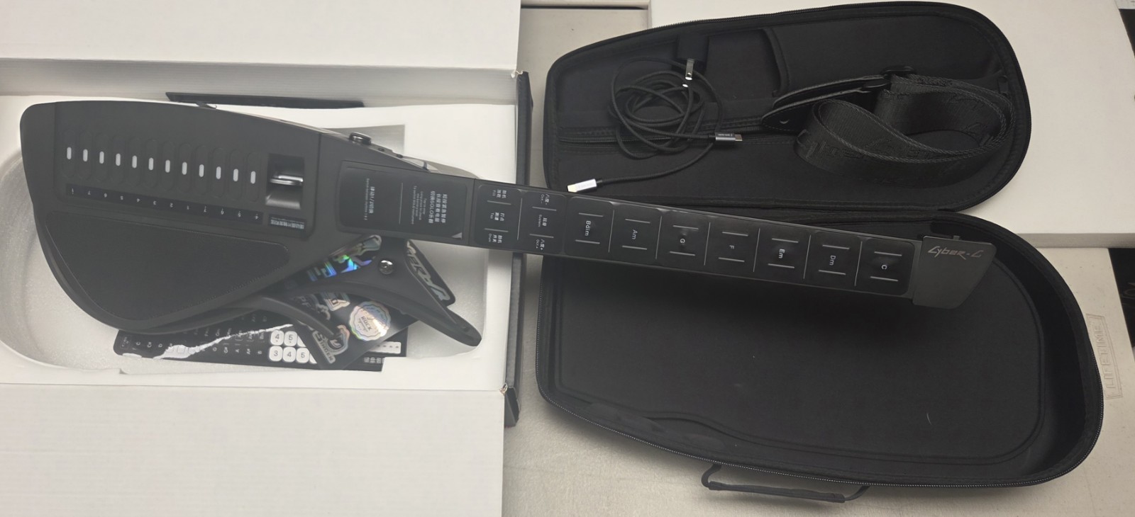Enya CYBER-G Stringless Smart Guitar,Portable Foldable Travel Guitar #3904L Y