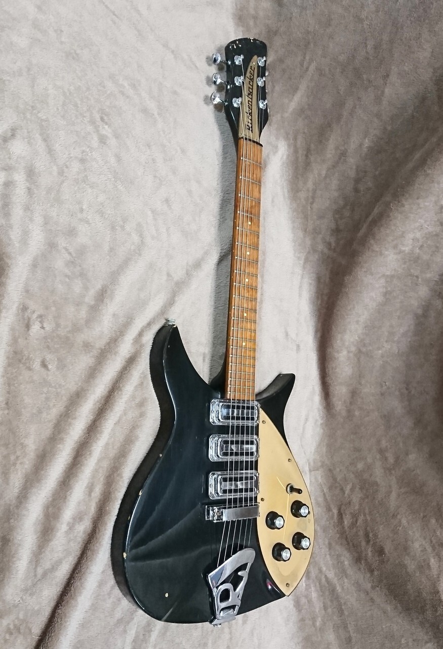 Rickenbacker 320 1980’s W/Hard Case Used Electric Guitar