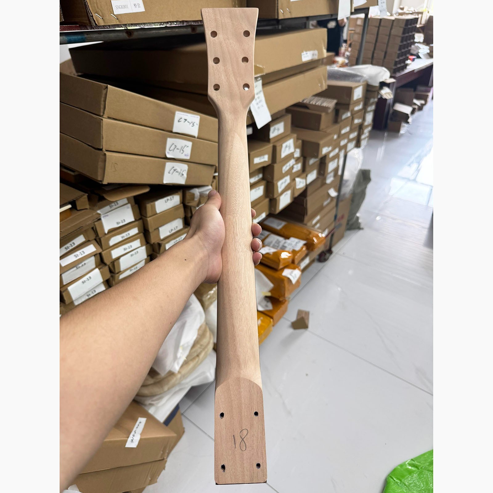 Unfinished Mahogany Electric Guitar DIY Kit 22 Frets 24.75″ Scale Mahogany Neck