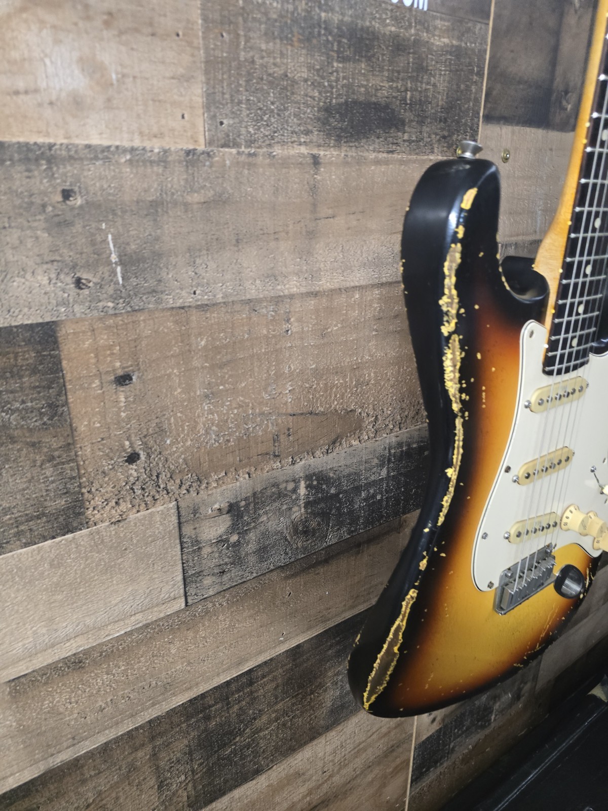 1996 Fender Mjt Relic USA American Standard Stratocaster Guitar w/case