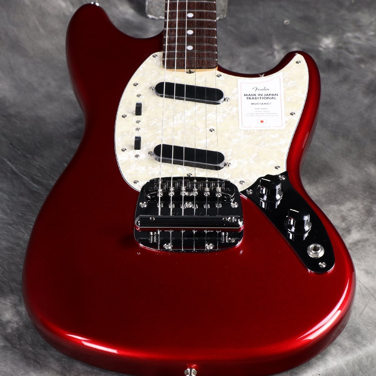 Fender Made in Japan Traditional 70s Mustang RW Candy Apple Red Electric Guitar