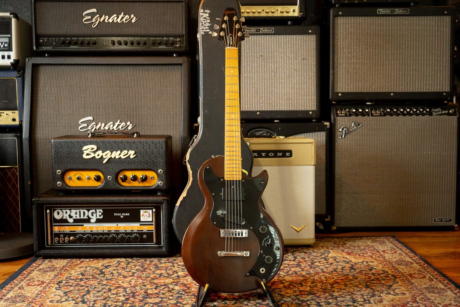 Gibson Marauder – 1979 – Walnut – Maple Fretboard – “Rare Dark Back Neck”