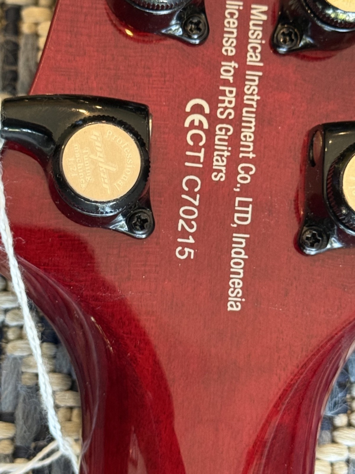 PRS SE Standard 24 Guitar – Vintage Cherry