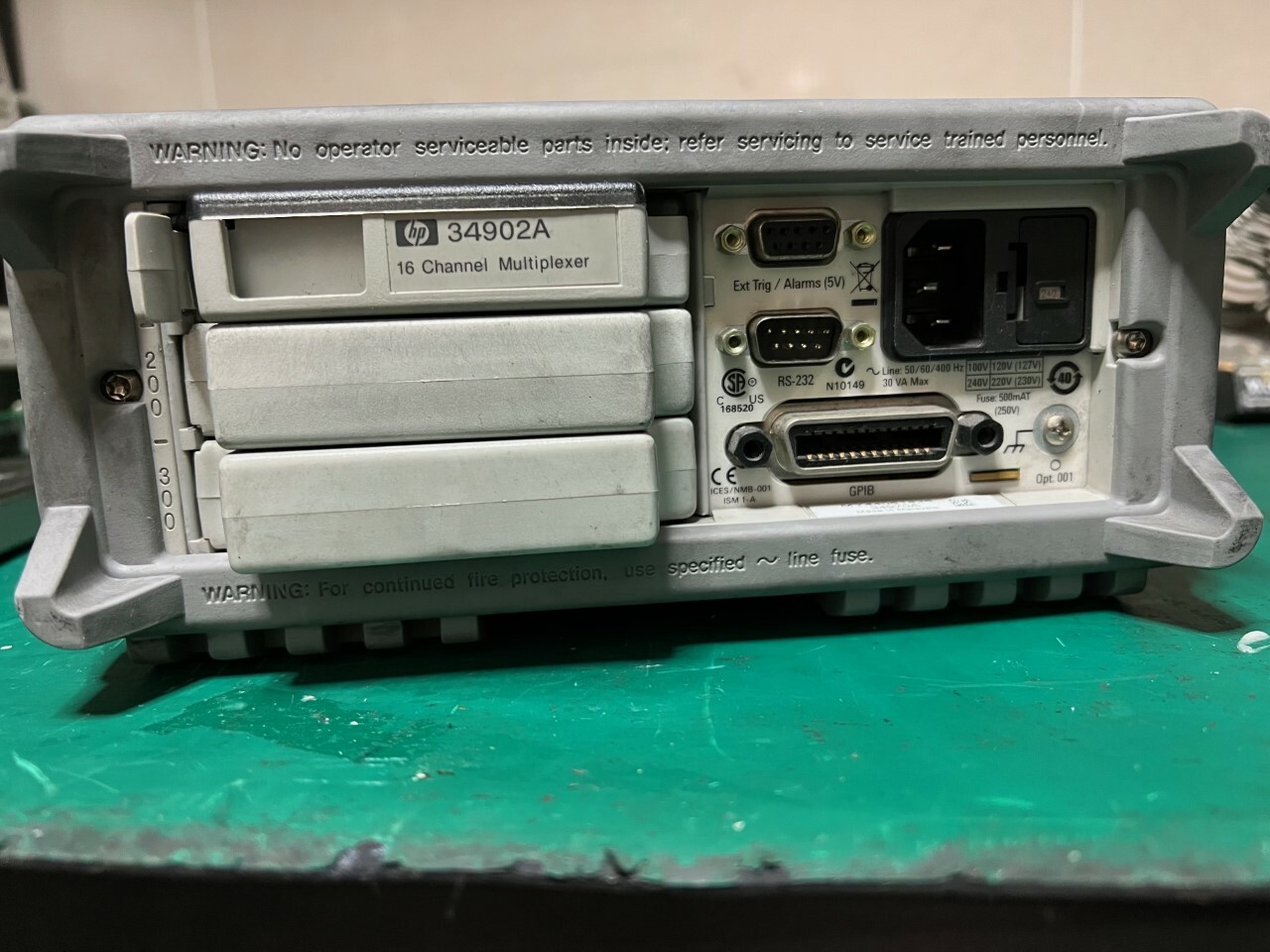 Agilent / HP Keysight 34970A Data Acquisition / Switch Unit w/ 34902A card