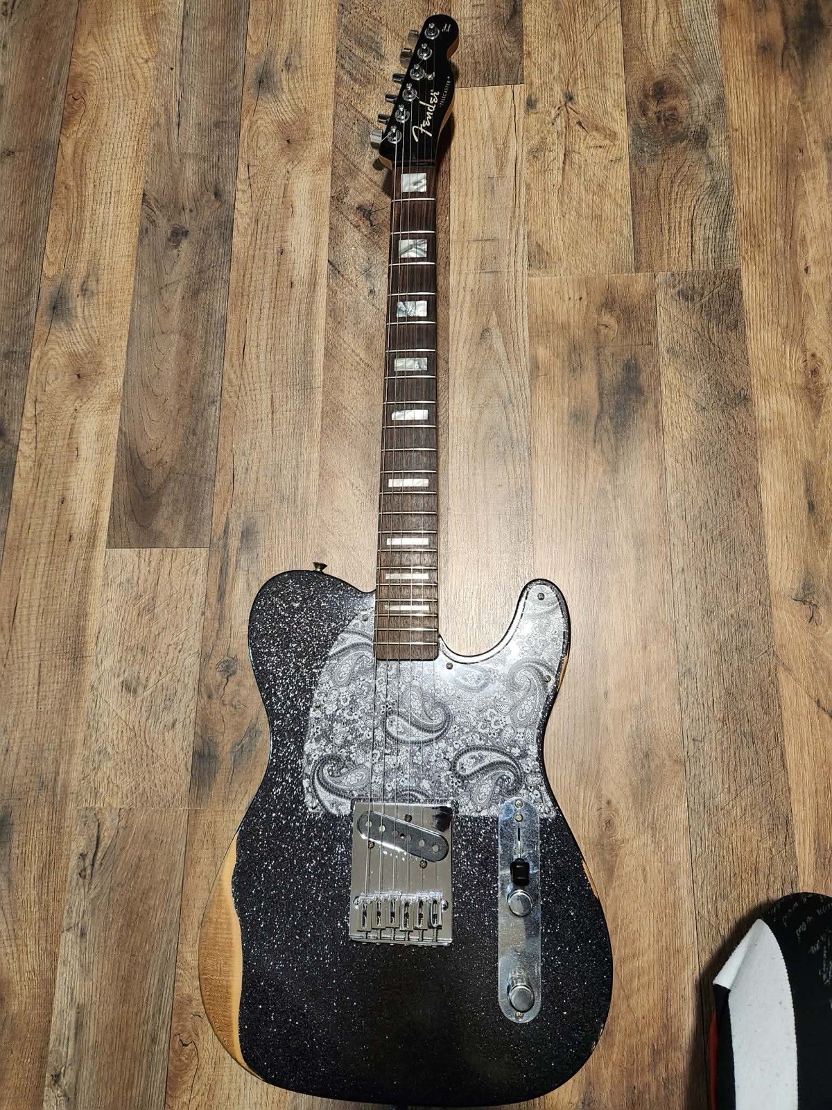 Fender Brad Paisley Road Worn Partscaster Electric Guitar Black Sparkle