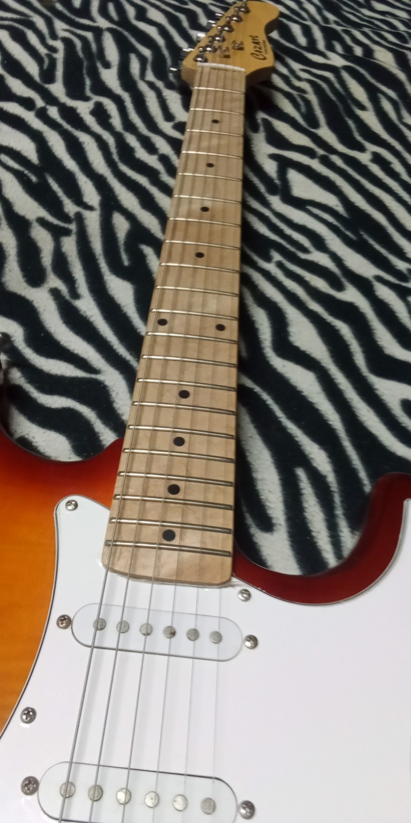 Cozart Custom Hand Made Series Electric Guitar With a 2 Tone Sunburst Finish