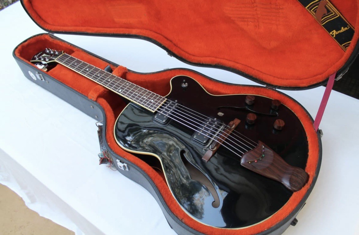 Fender D’Aquisto Standard Master Series – Jazz Hollow Body Electric Guitar