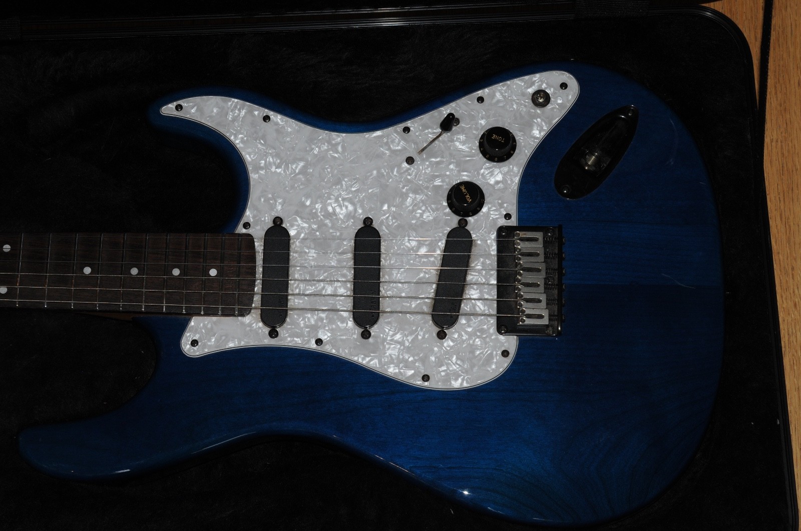 Carvin USA Bolt Strat Style Electric Guitar Translucent Blue Pearloid Pick Guard