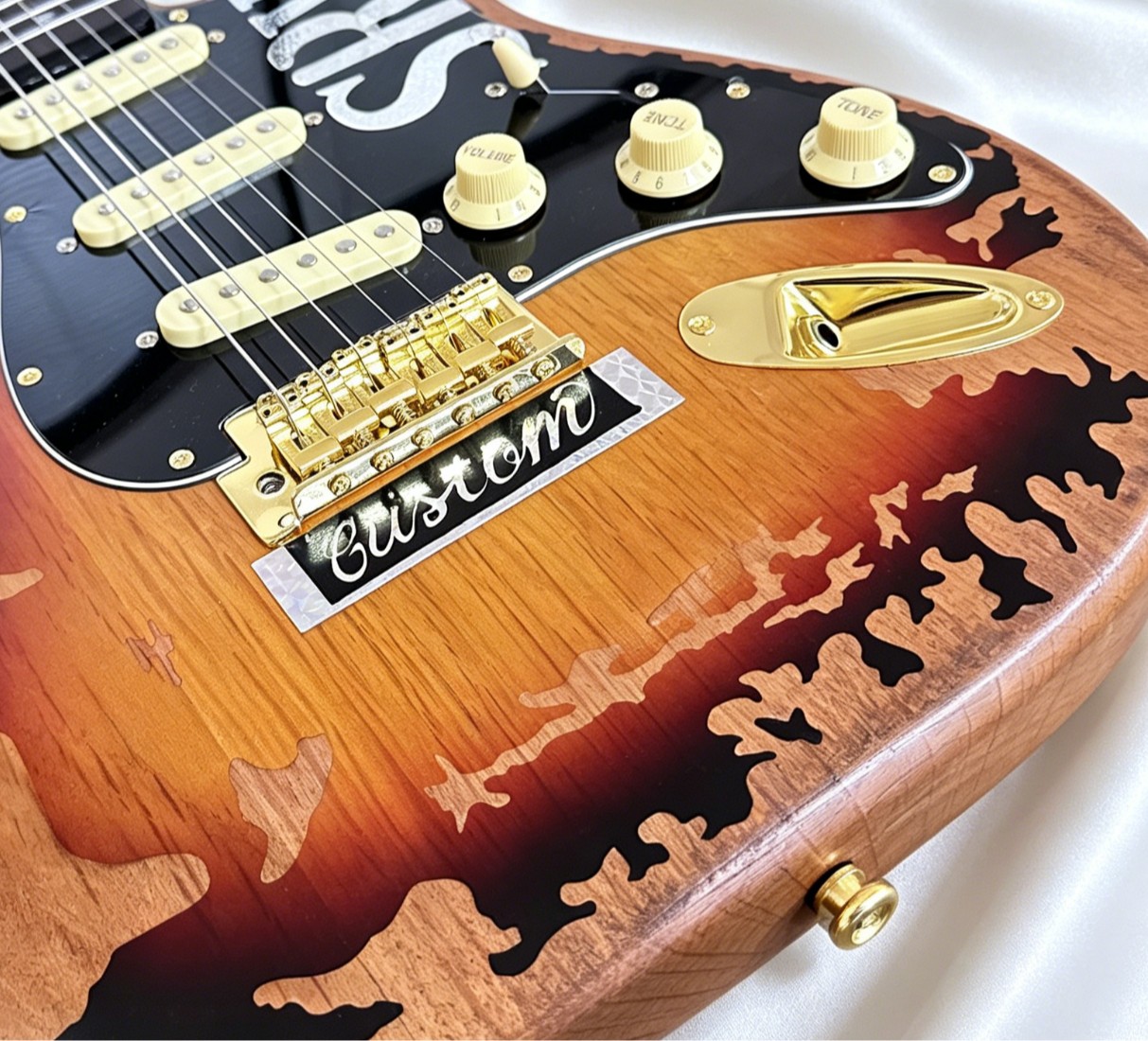 Relic SRV Electric Guitar Stevie Ray Vaughan Tribute ST Electric Guitar