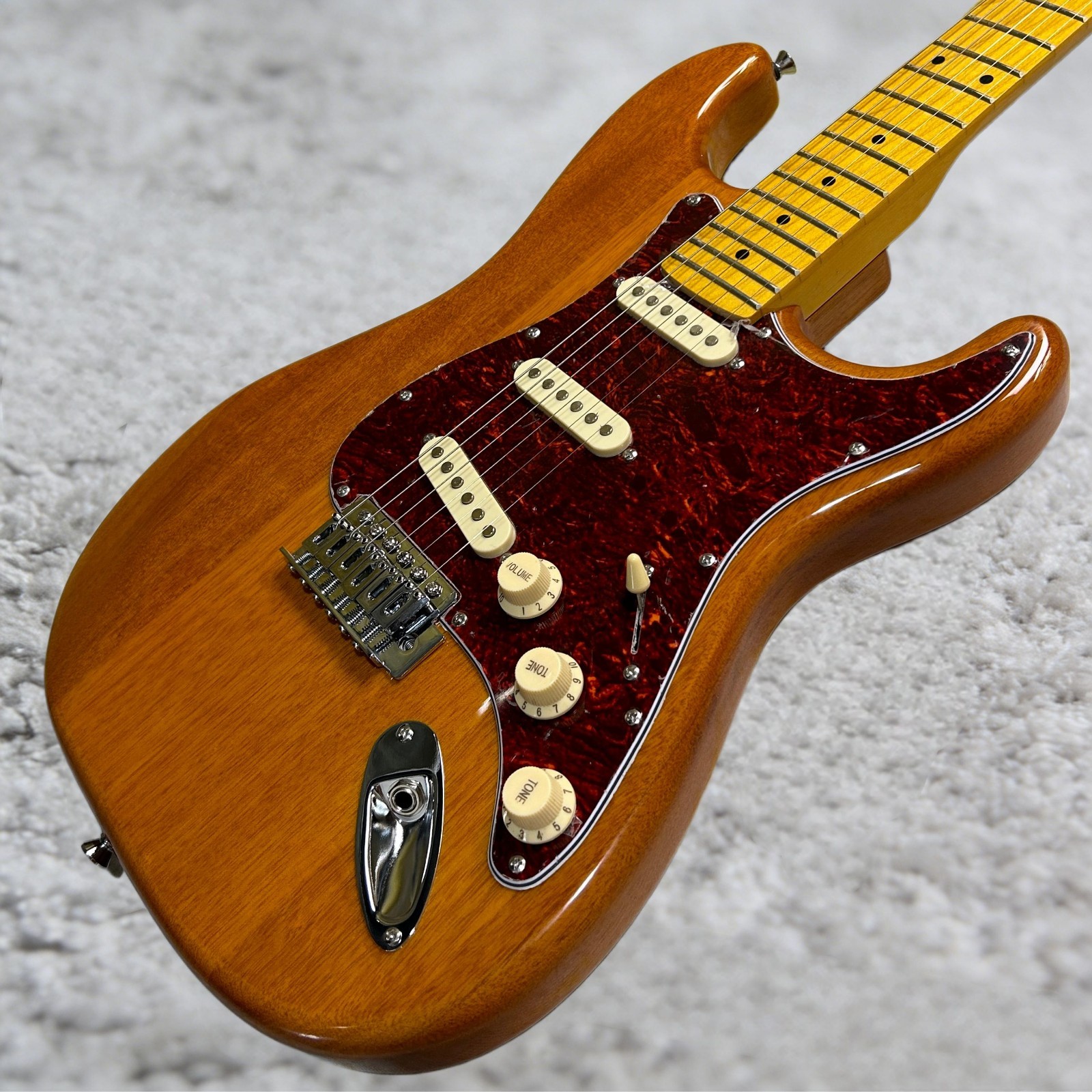 ST Electric Guitar Transparent Yellow Color Red Tortoise Shell Pickguard
