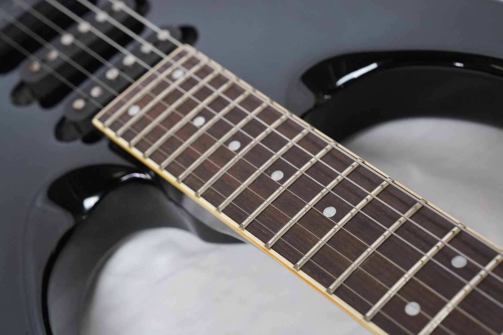 YAMAHA RGX612 BLACK 1980s Japanese-made SSH pickup hard rock guitar