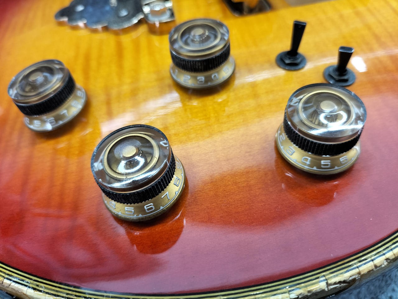 IBANEZ AR300 Used Electric Gutiar