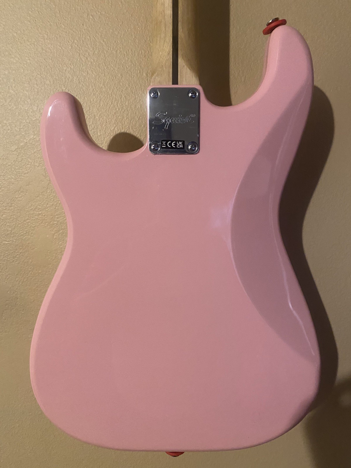 Flash Pink Squier by Fender Sonic (HSS) Stratocaster