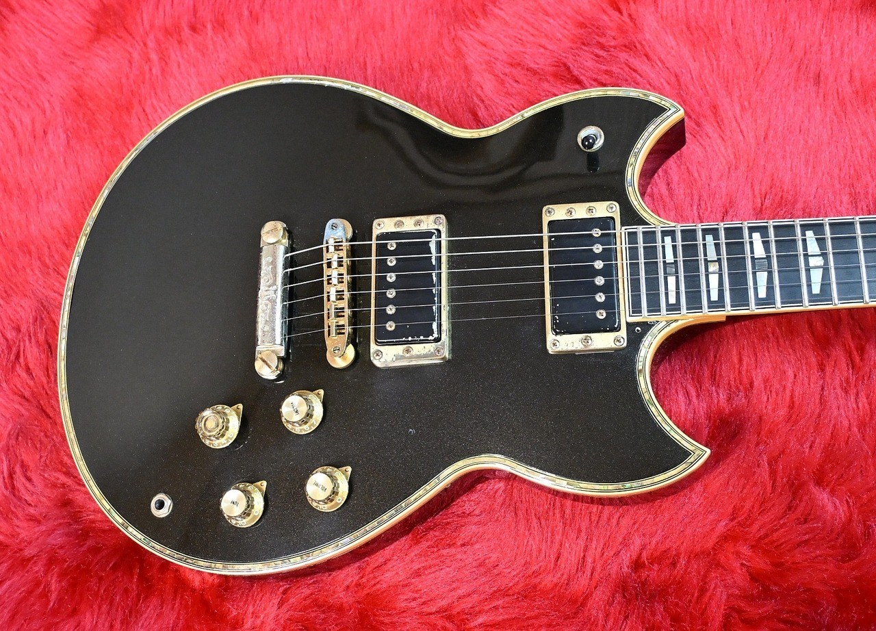 YAMAHA SG-3000 Custom Metallic Black Gold Hardware Made in Japan 1982 SG Type