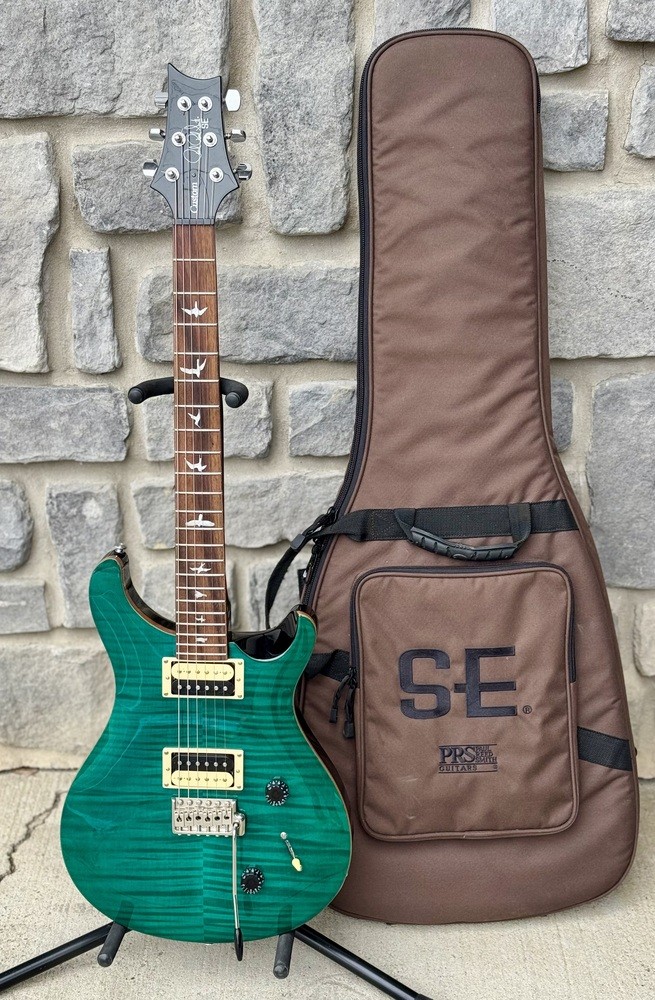 Paul Reed Smith (PRS) SE Custom 22 6-String Electric Guitar w/ PRS Gig Bag