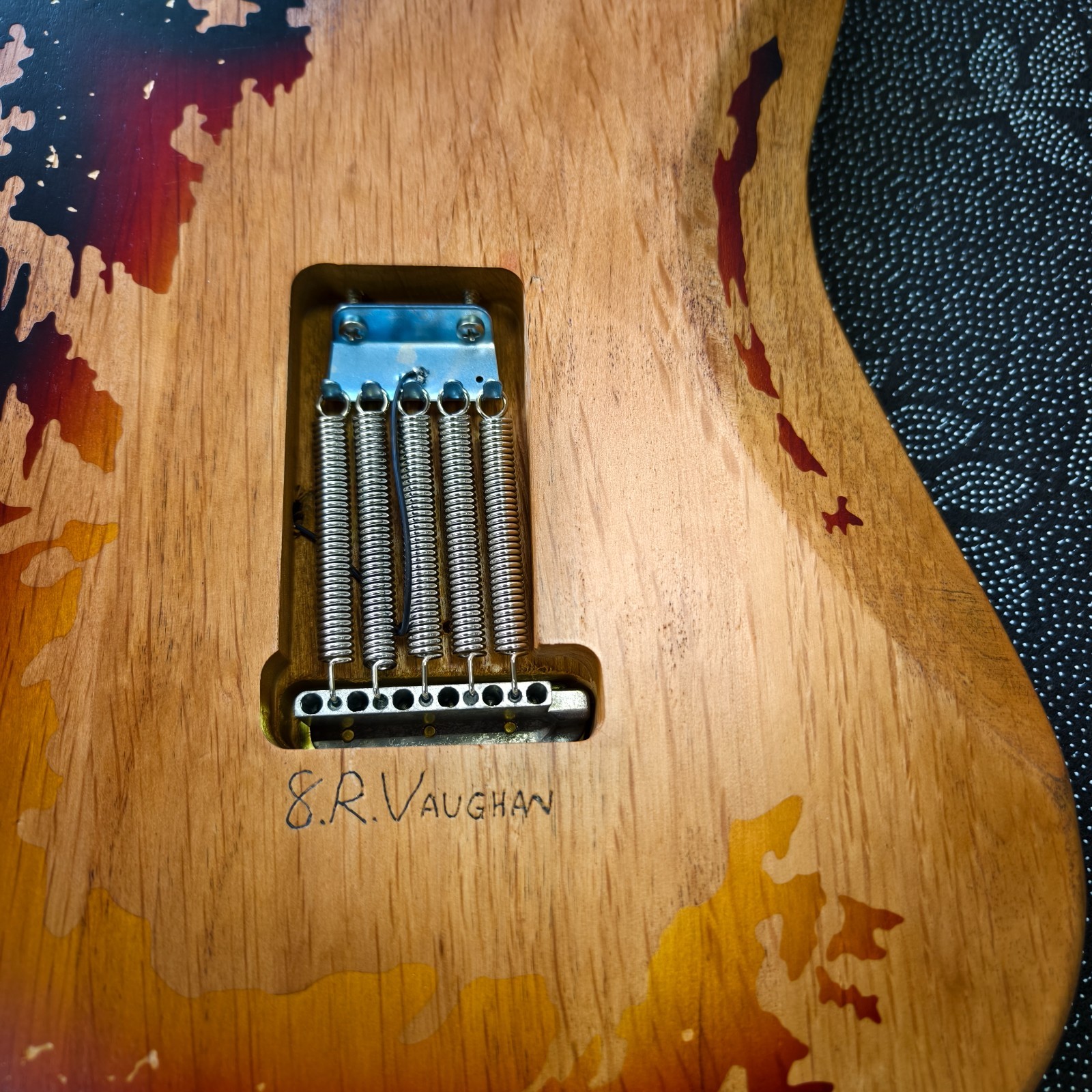 SRV Custom ST Style Electric Guitar Sunburst Distressed Body Gold Hardware