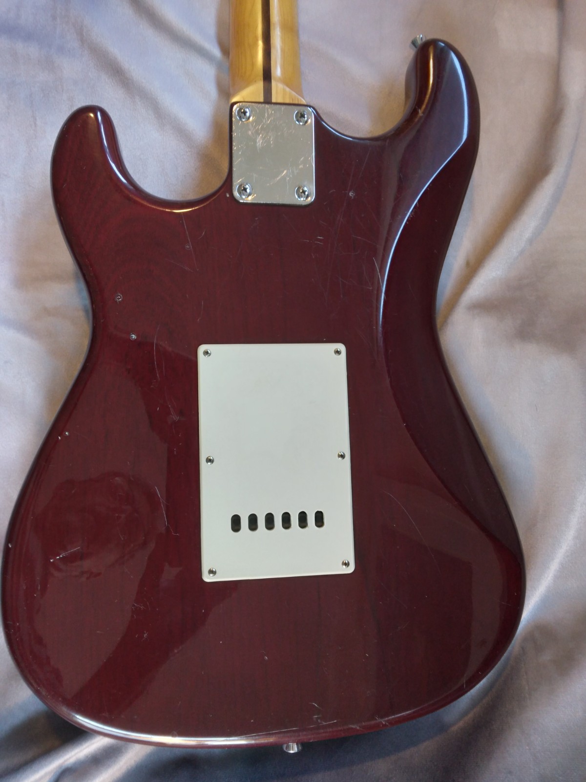 Axl Johnson Stratocaster Clone Electric Guitar Transparent Cherry Finish