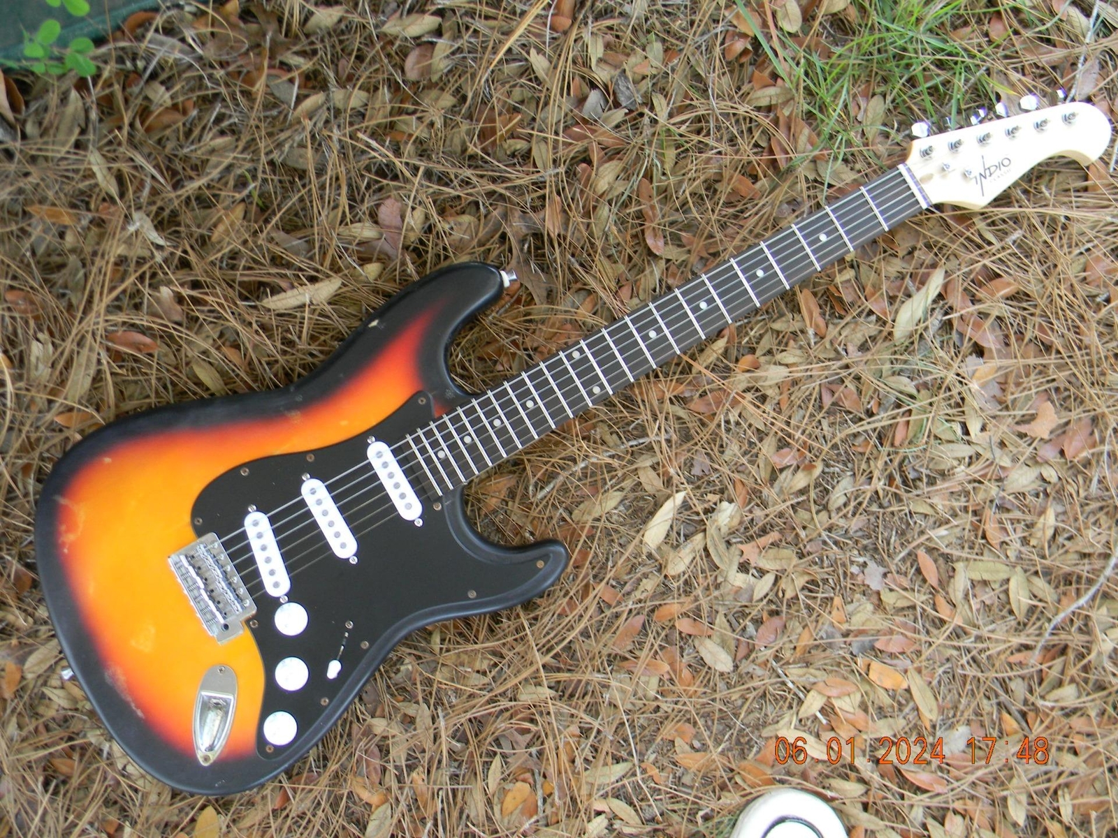 Indio”Custom Shack ” Reliced Strat, Alnico Pickups, Custom Wiring,Big Block Trem