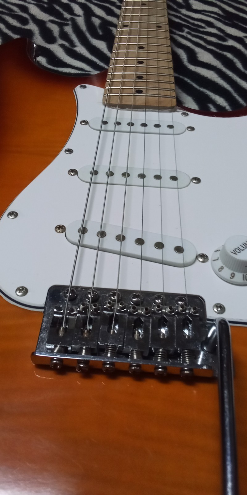 Cozart Custom Hand Made Series Electric Guitar With a 2 Tone Sunburst Finish