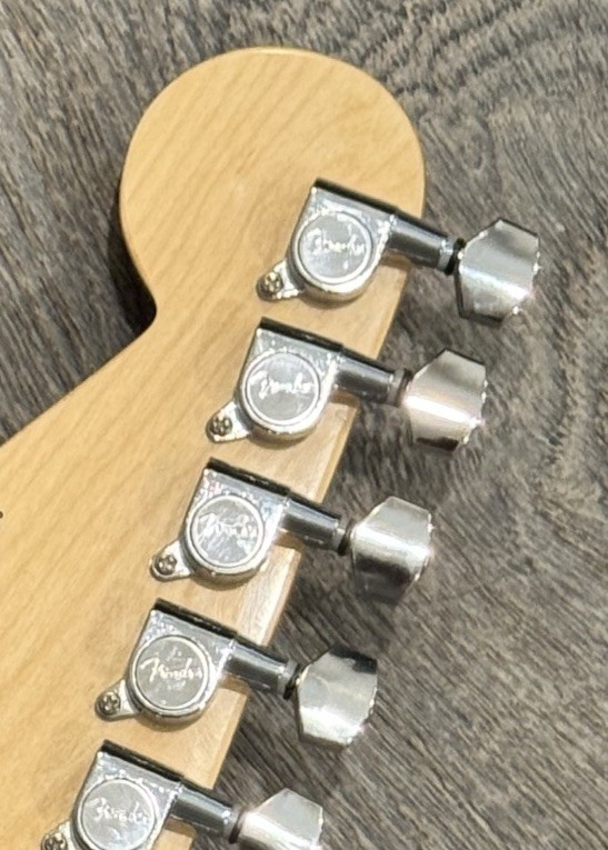 Classic White ST Electric Guitar HSS Pickups
