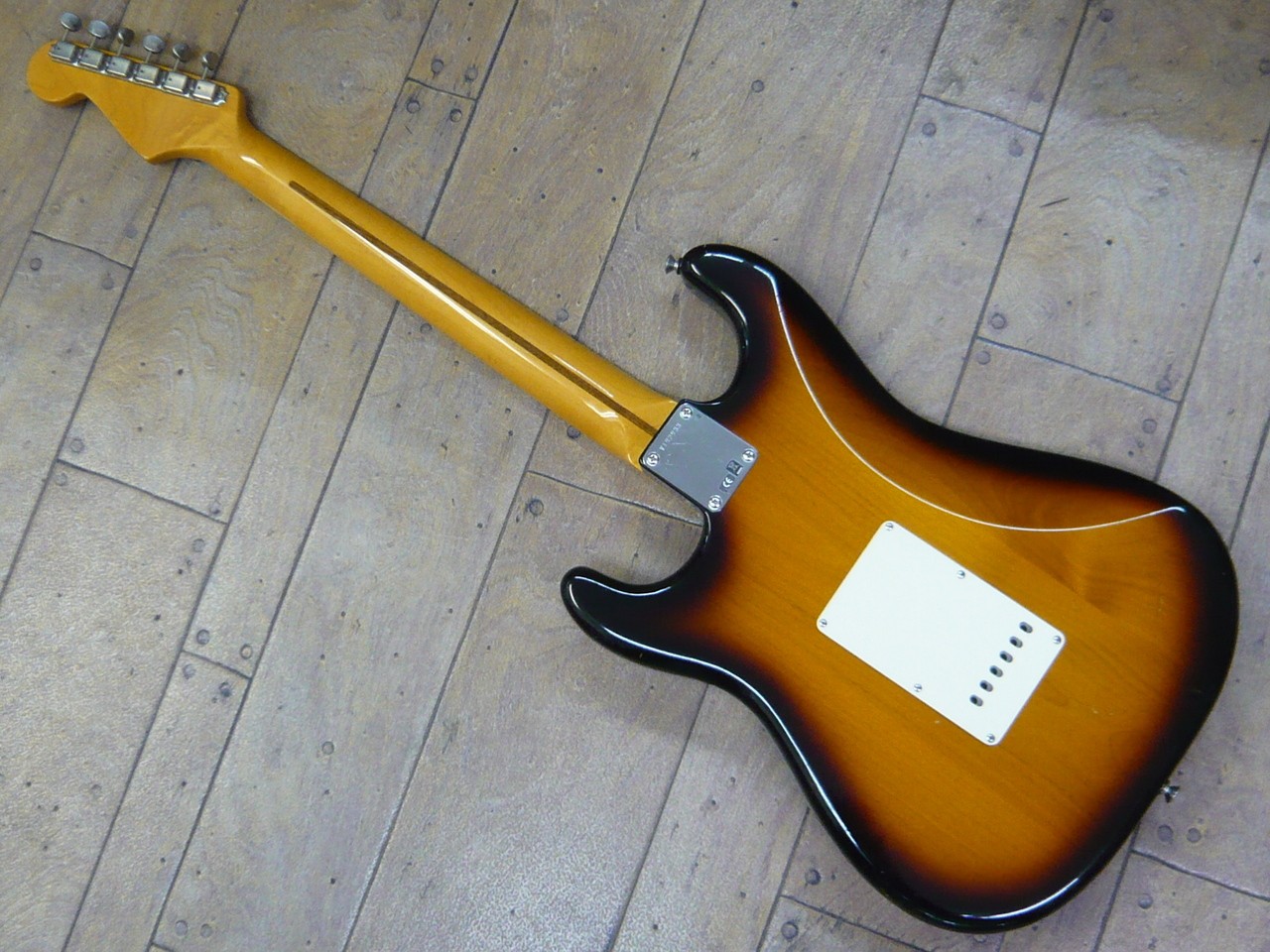 Fender American Vintage 57 ST Type Sunburst Electric Guitar Shipping From Japan