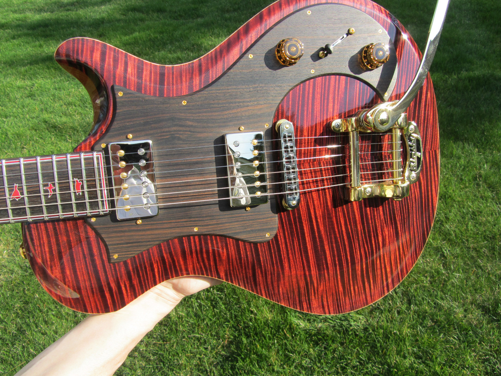Prs Private Stock Rare Starla Macassar Ebony Faded Fire Red Bigsby Knaggs 2008