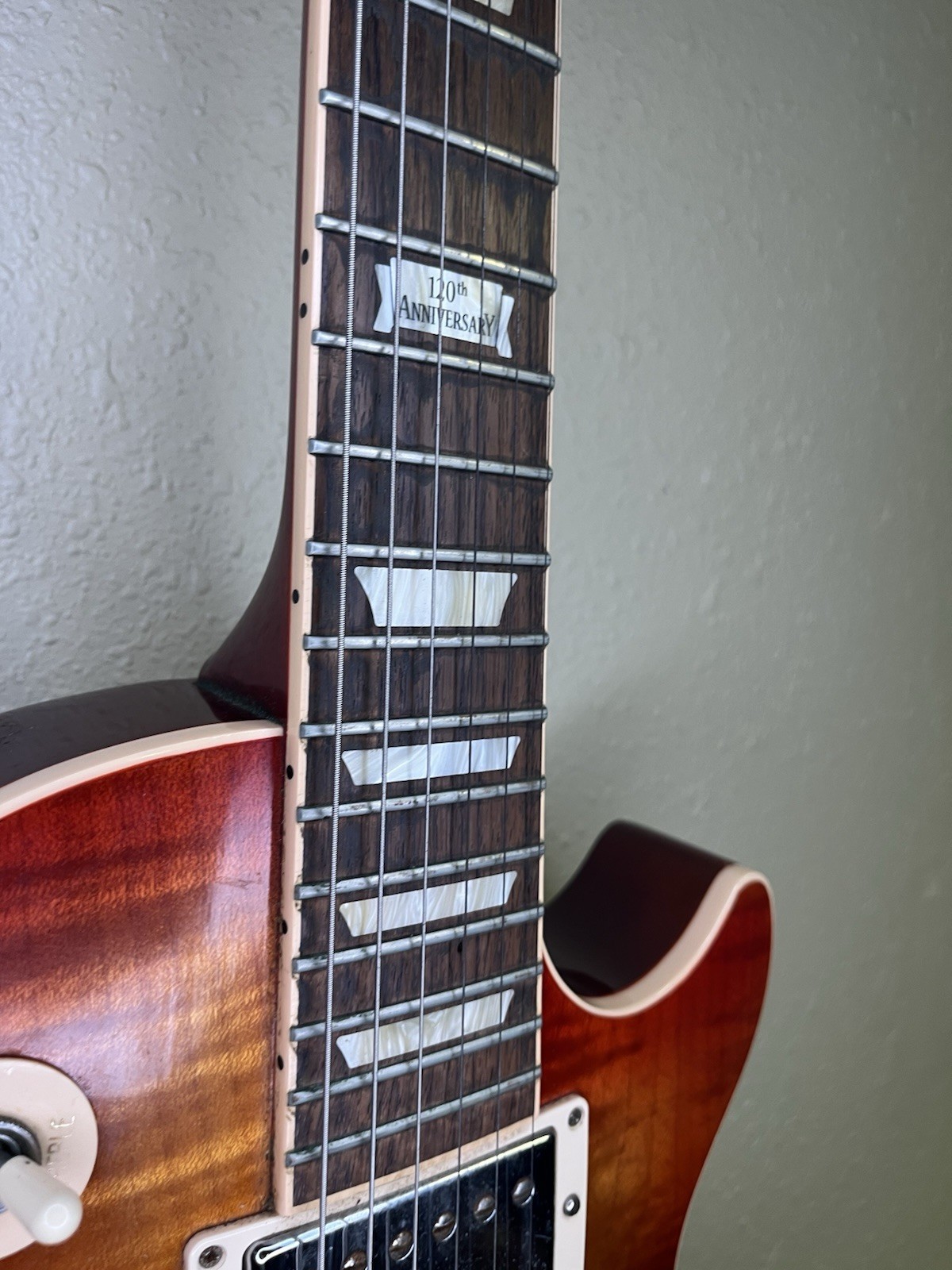 Gibson Les Paul Standard 2014 120th Anniversary Heritage Cherry Flame Top Guitar