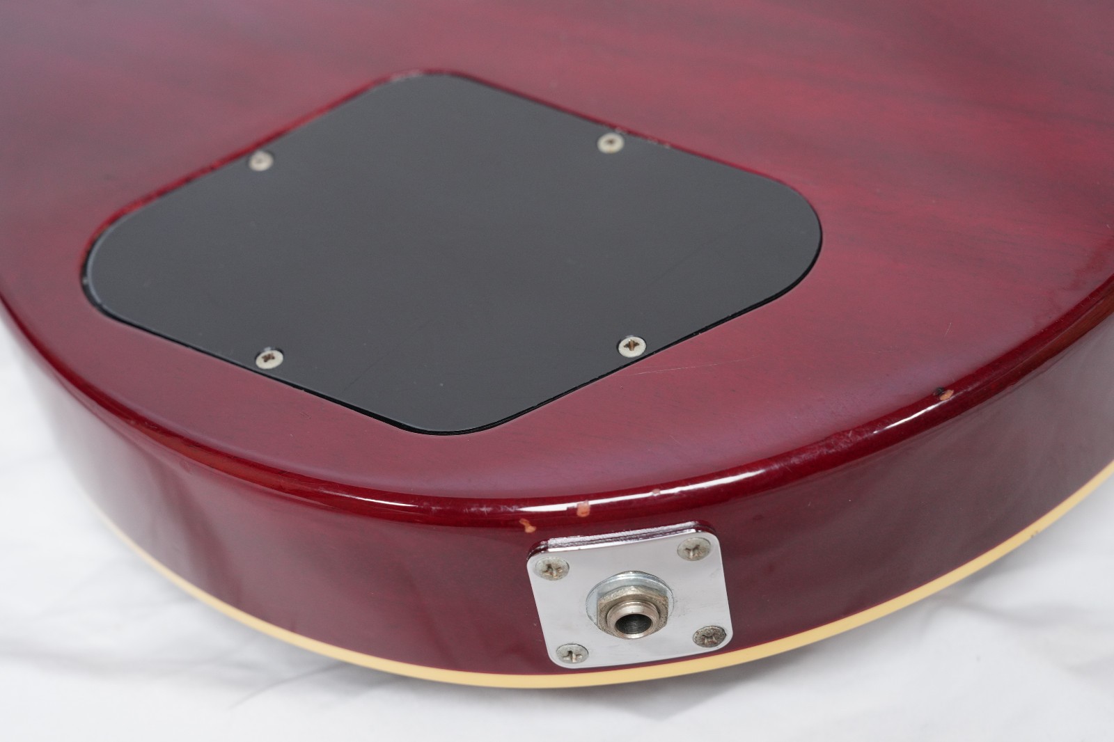Tokai LS-118F Cherry Love Rock (Modified) Flame Maple Top Les Paul Standard MIJ