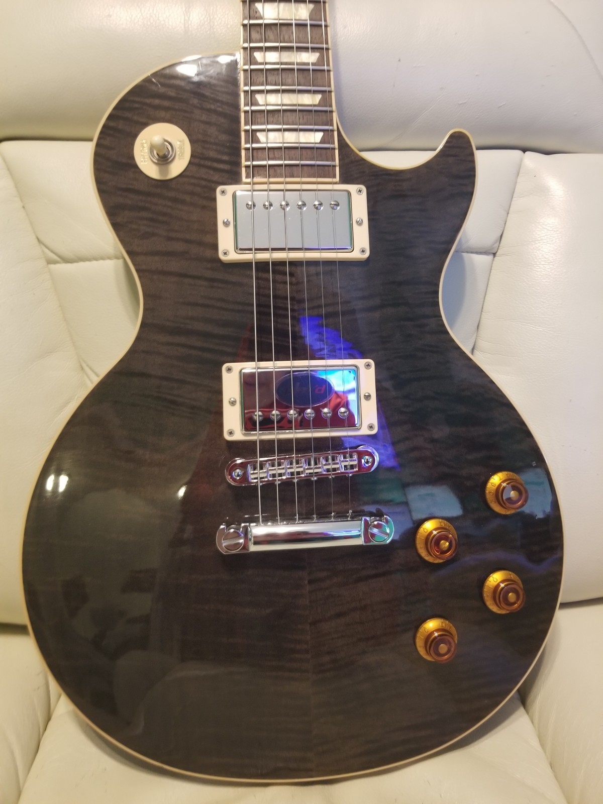 MINT 2012 LES PAUL STANDARD PREMIUM PLUS TRANS BLACK ELECTRIC GUITAR