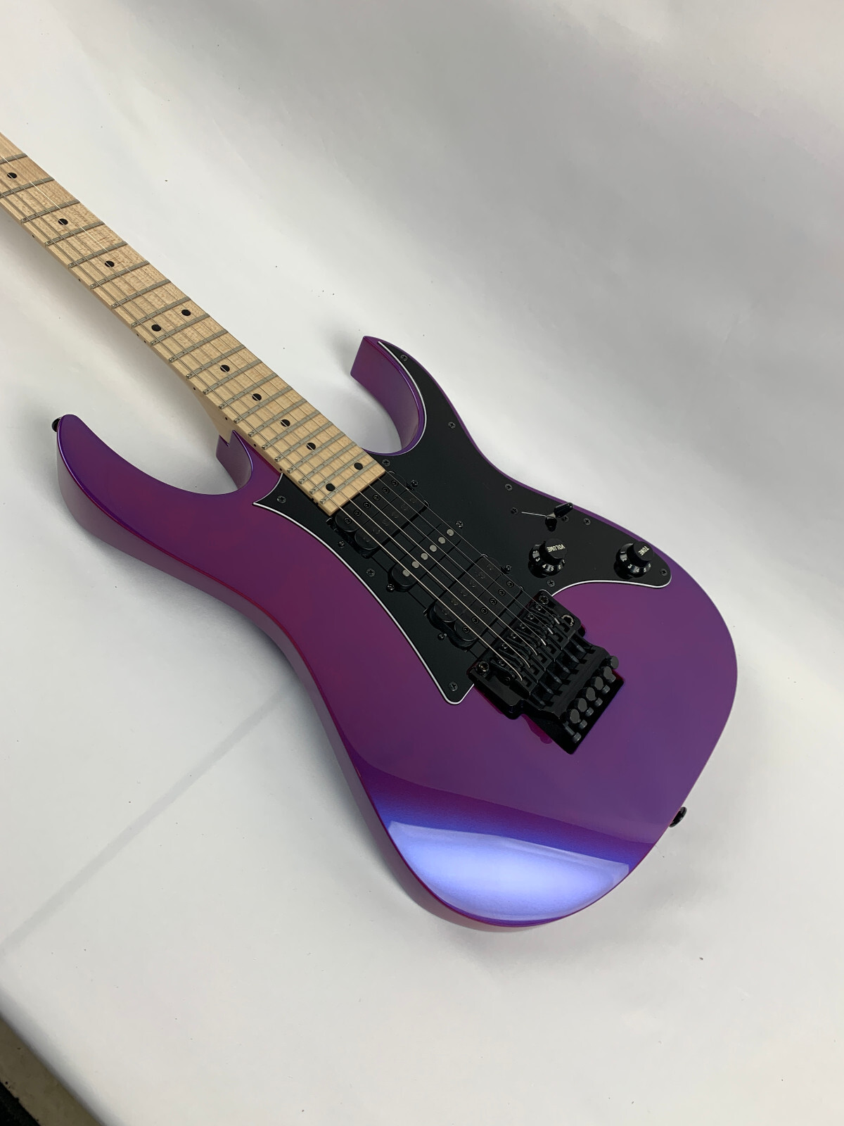 Ibanez RG550 Purple Neon PN Electric Guitar Made in Japan RG 550 Customer Return