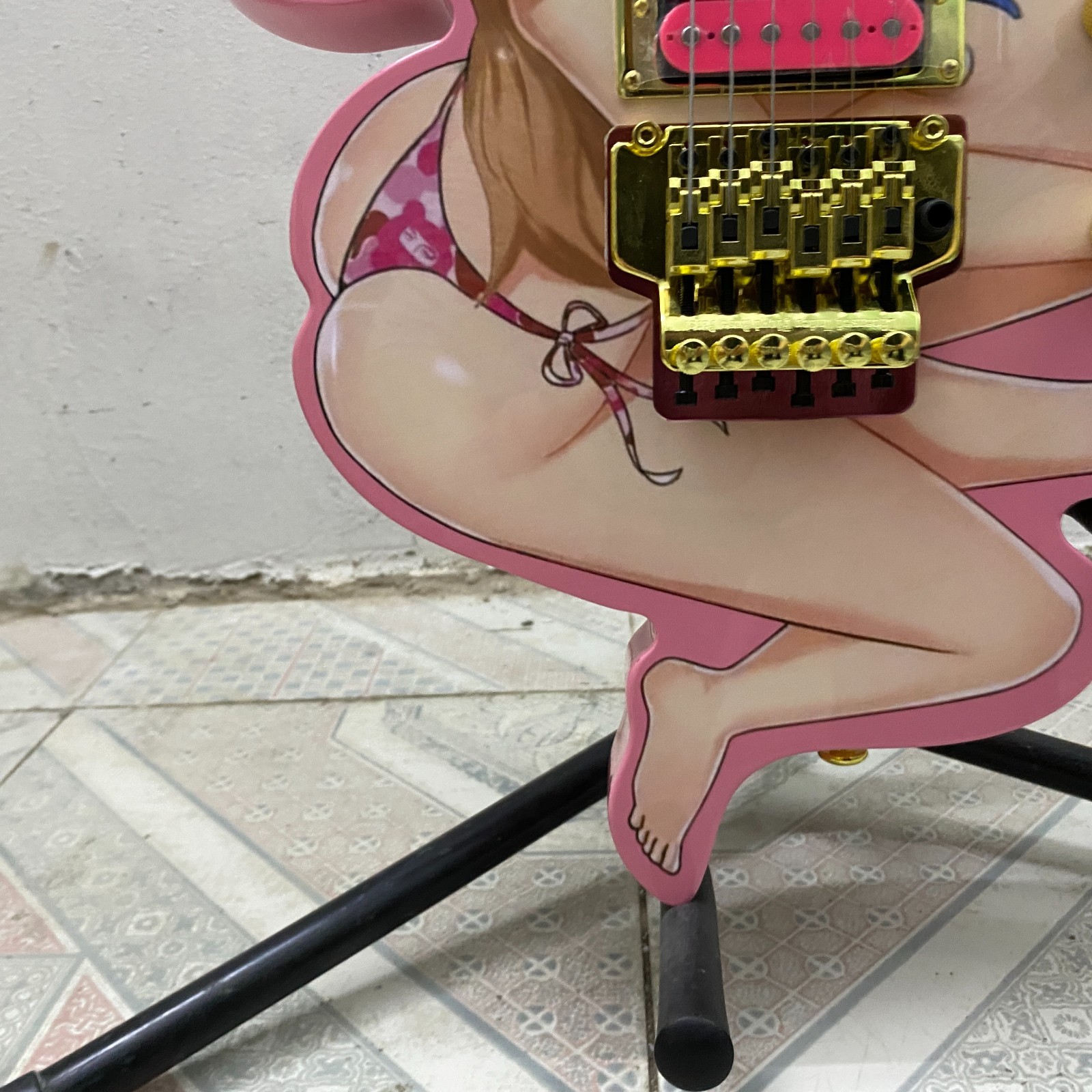 Factory Customized Beauty girls Electric Guitar HH pickups Gold hardware