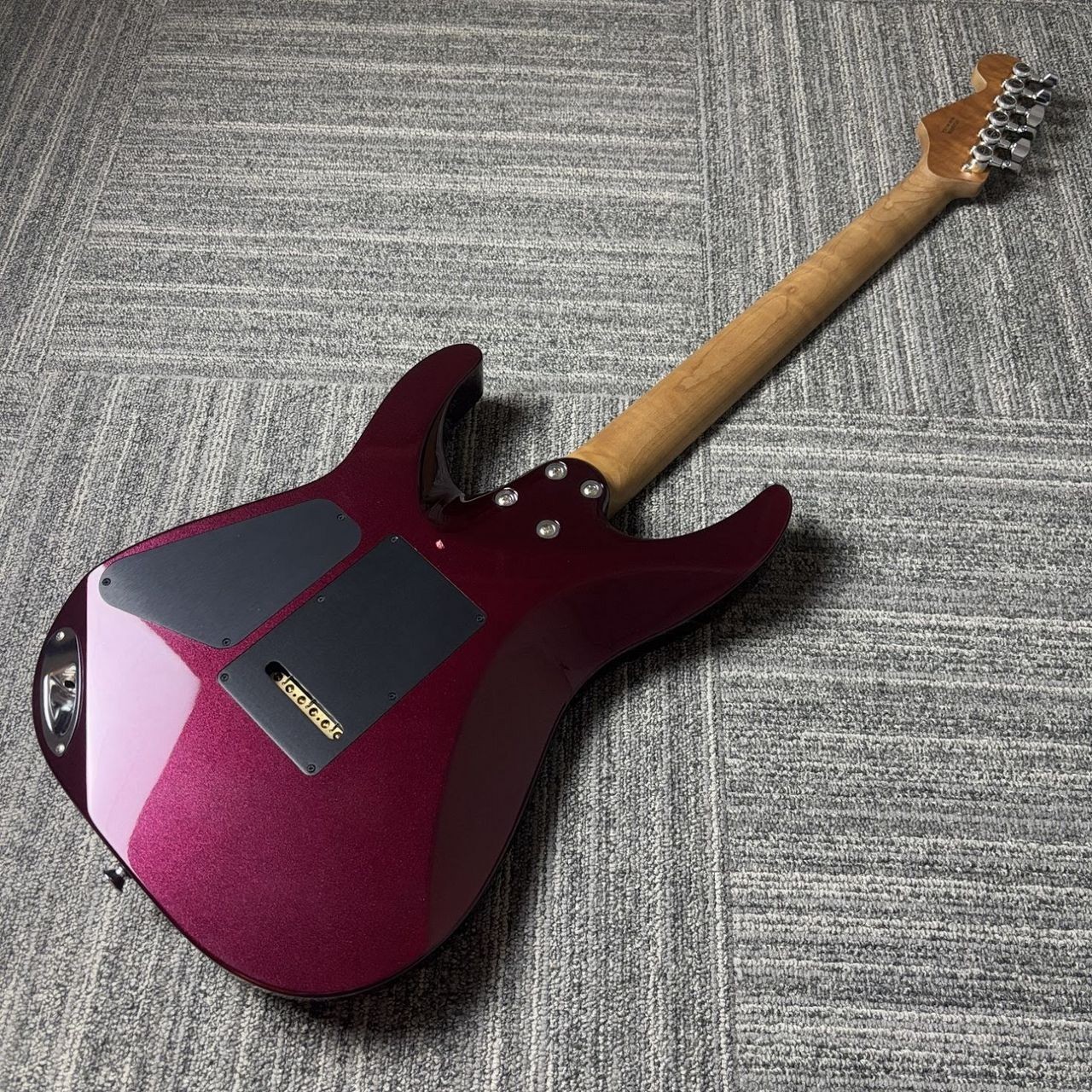 [Charvel] DK24 2PT USA Select Series Oxblood ST Type Solid Body Electric Guitar