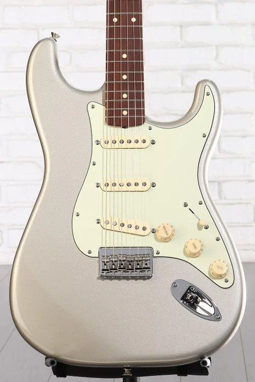 Fender Robert Cray Standard Stratocaster Electric Guitar – Inca Silver with