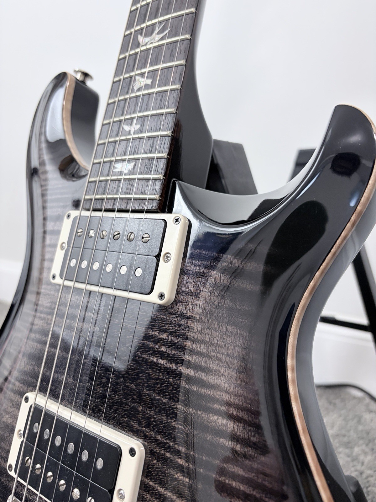 2021 PRS Custom 22 in charcoal burst w/ Hard Case