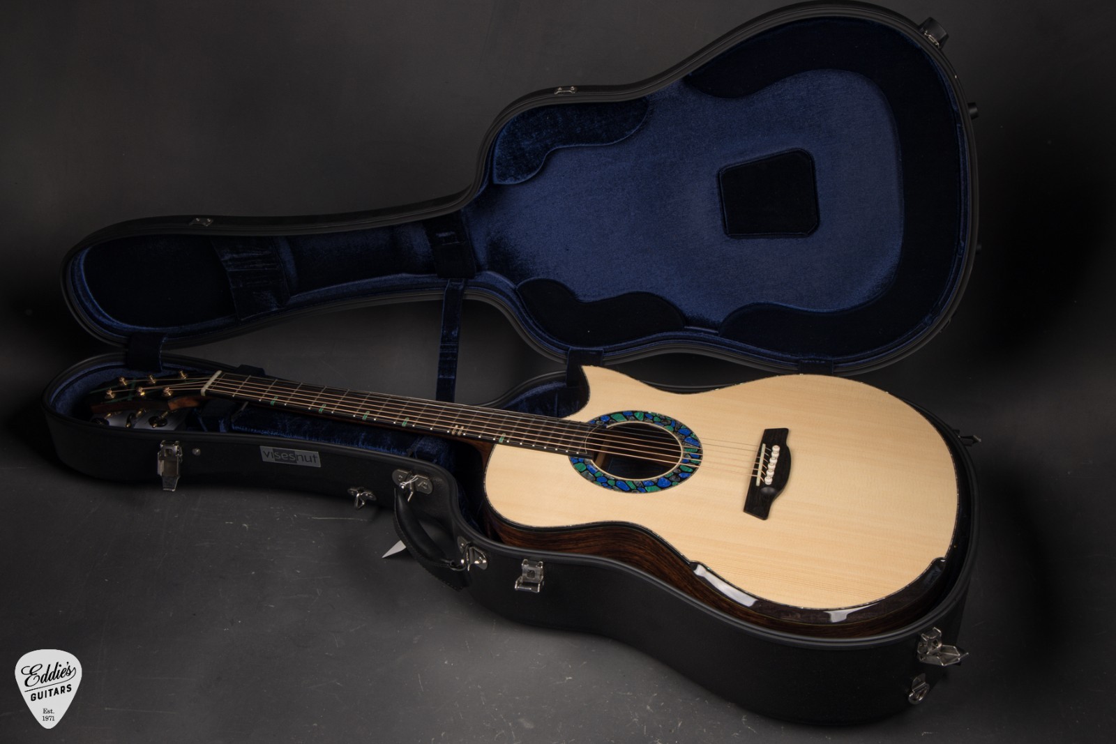Hozen Gold Label Deep OM – Golden Adirondack Spruce & Honduran Mahogany