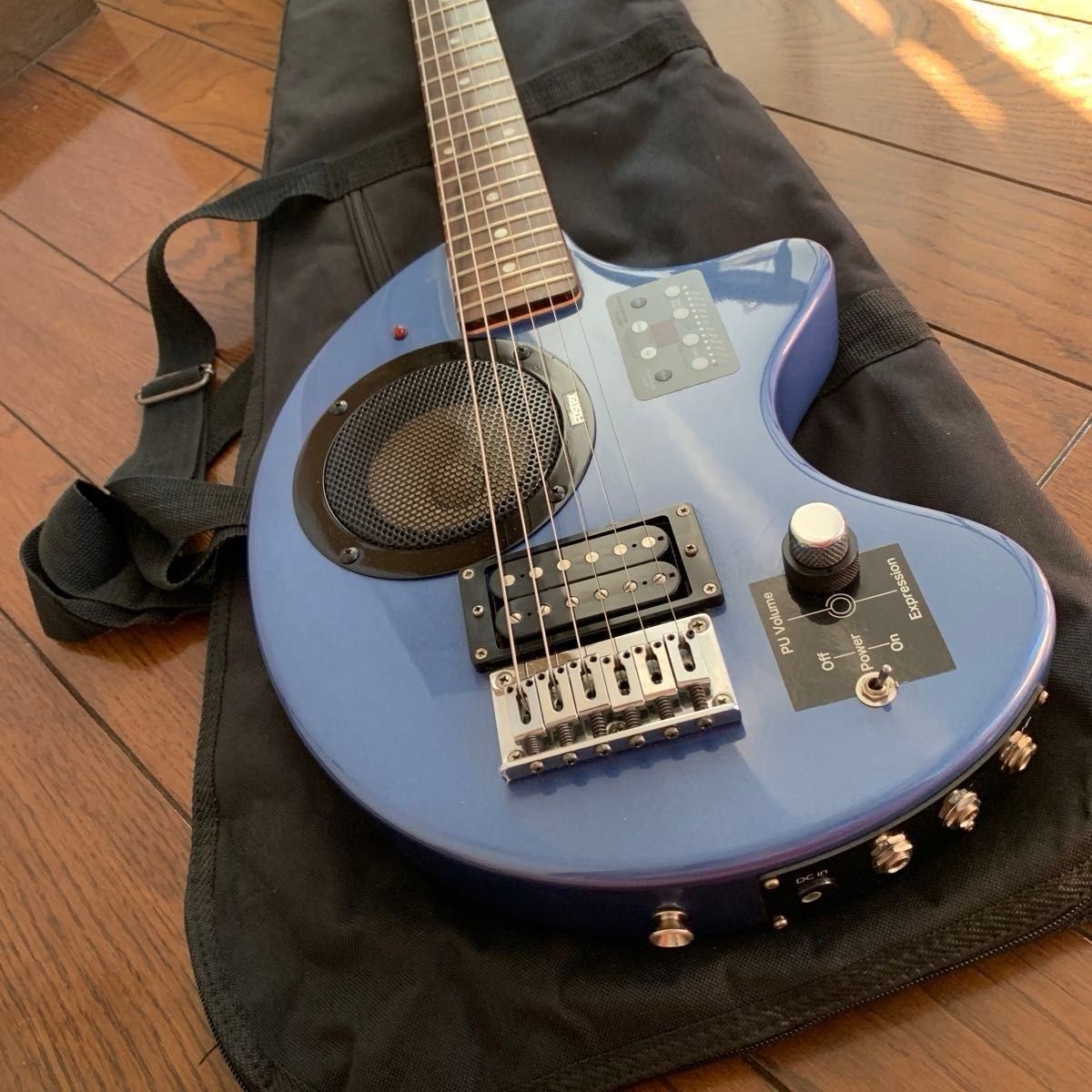 Fernandes Zo-3 Digi-Zo Ultima Guitar Amp & Power Adapter, Tested, Clean