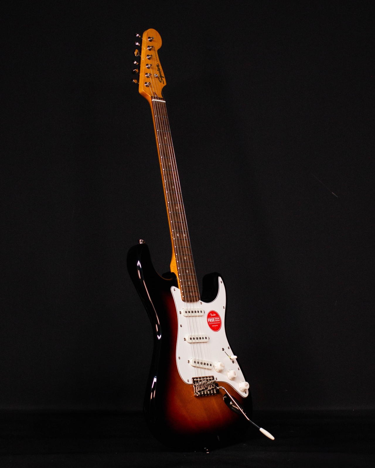 Squier Classic Vibe ’60s Stratocaster, Laurel FB, 3-Color Sunburst