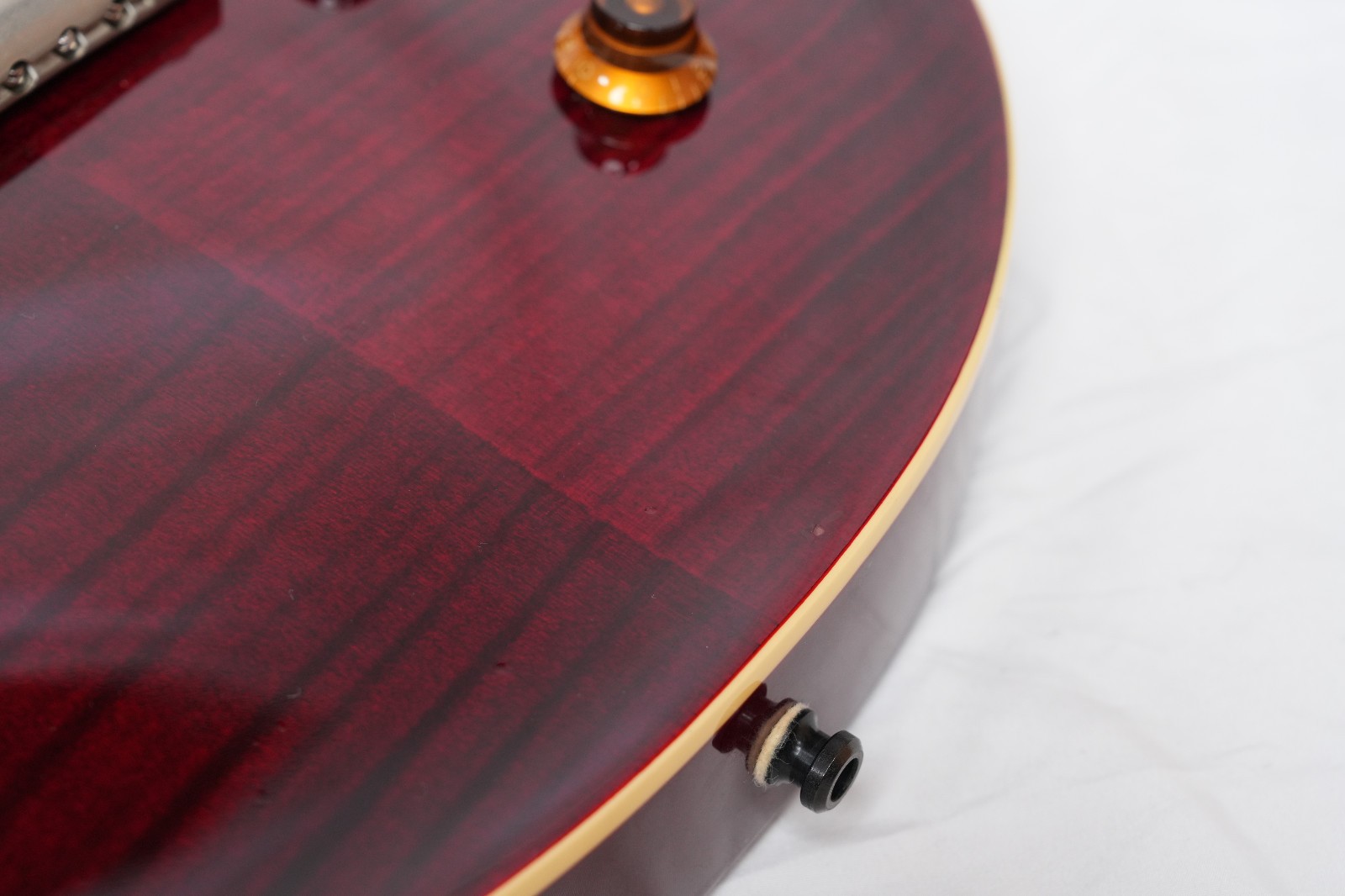 Tokai LS-118F Cherry Love Rock (Modified) Flame Maple Top Les Paul Standard MIJ