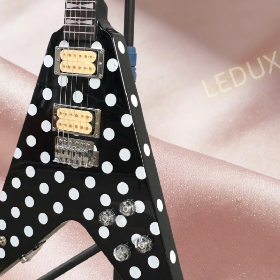 Polka Dot Electric Guitar V shape Solid Mahogany Body Tremolo Bridge HH Pickup