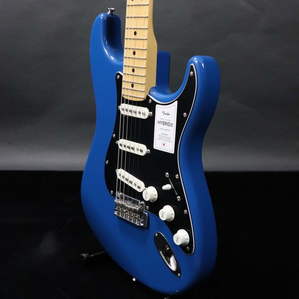Fender Made in Japan Hybrid II Stratocaster Maple Forest Blue JD26001332 3.4kg
