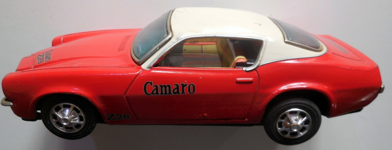 VINTAGE TIN TOY CAR CHEVROLET CAMARO Z28 TAIYO 1960s BOXED