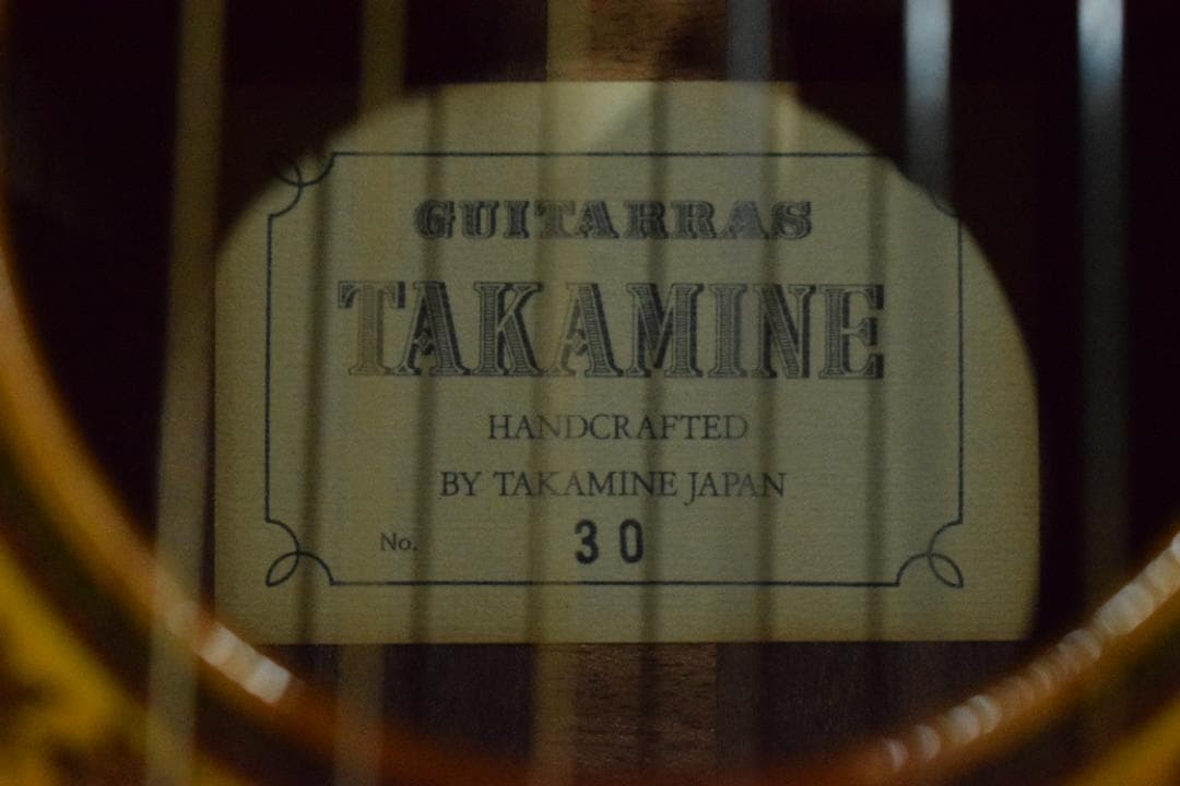 TAKAMINE No.30 Made in 1989 Top veneer with case