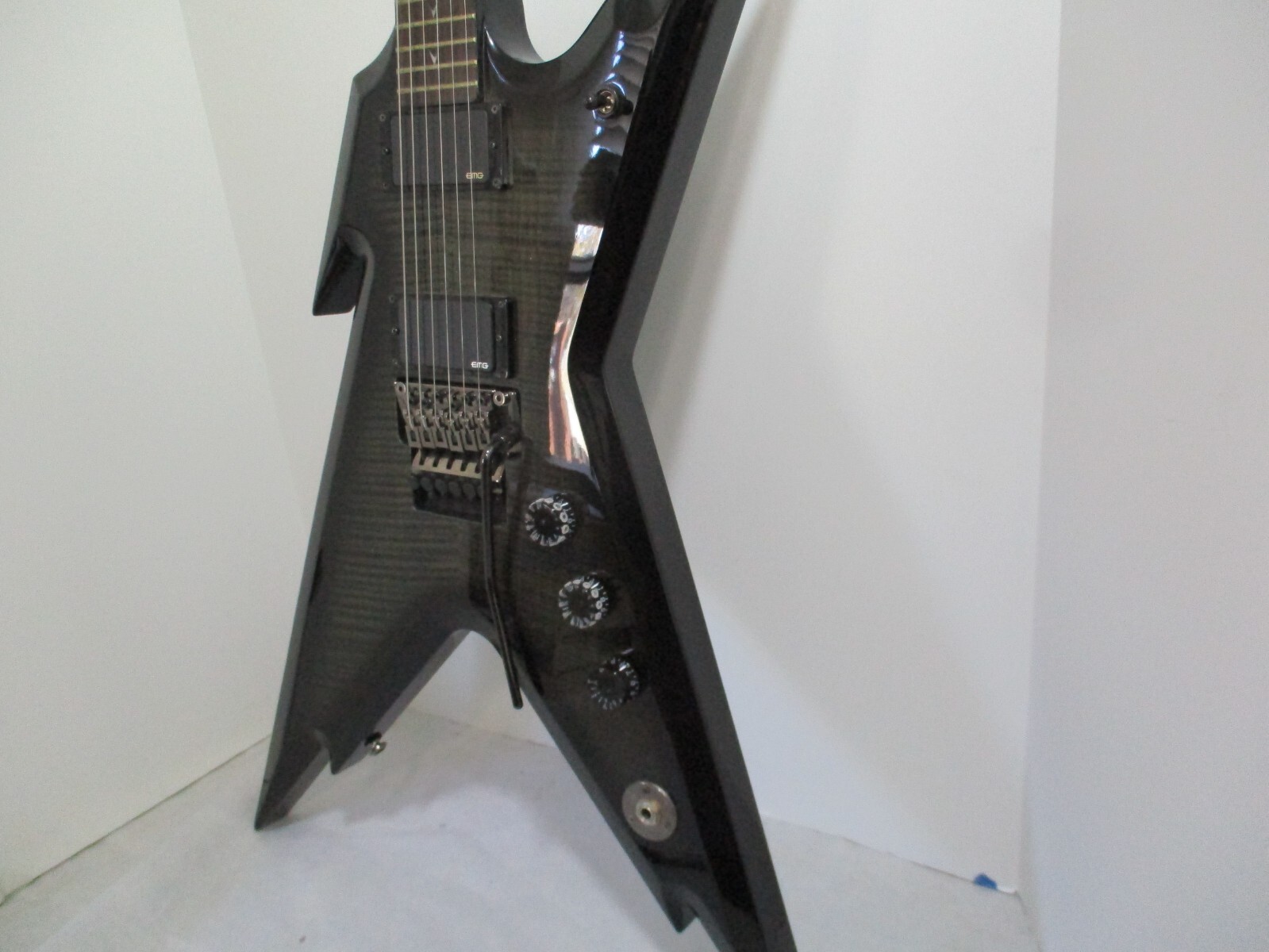 Dean RZR 255 Razorback guitar black/brown (#2 of 100) with EMG’s