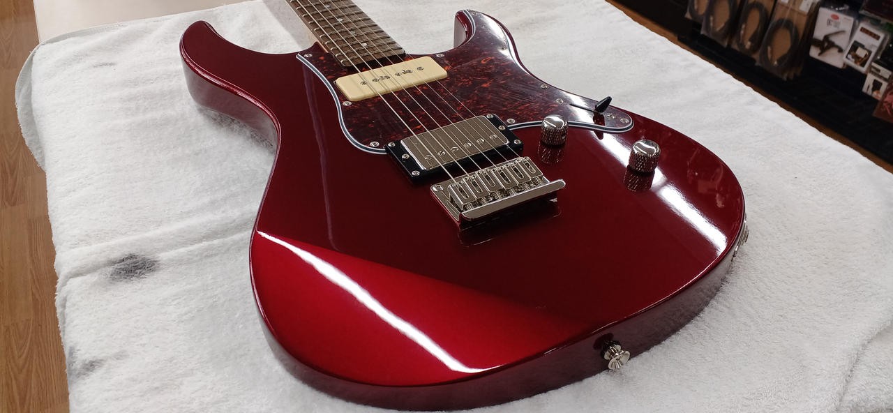 YAMAHA Electric Guitar PAC311H