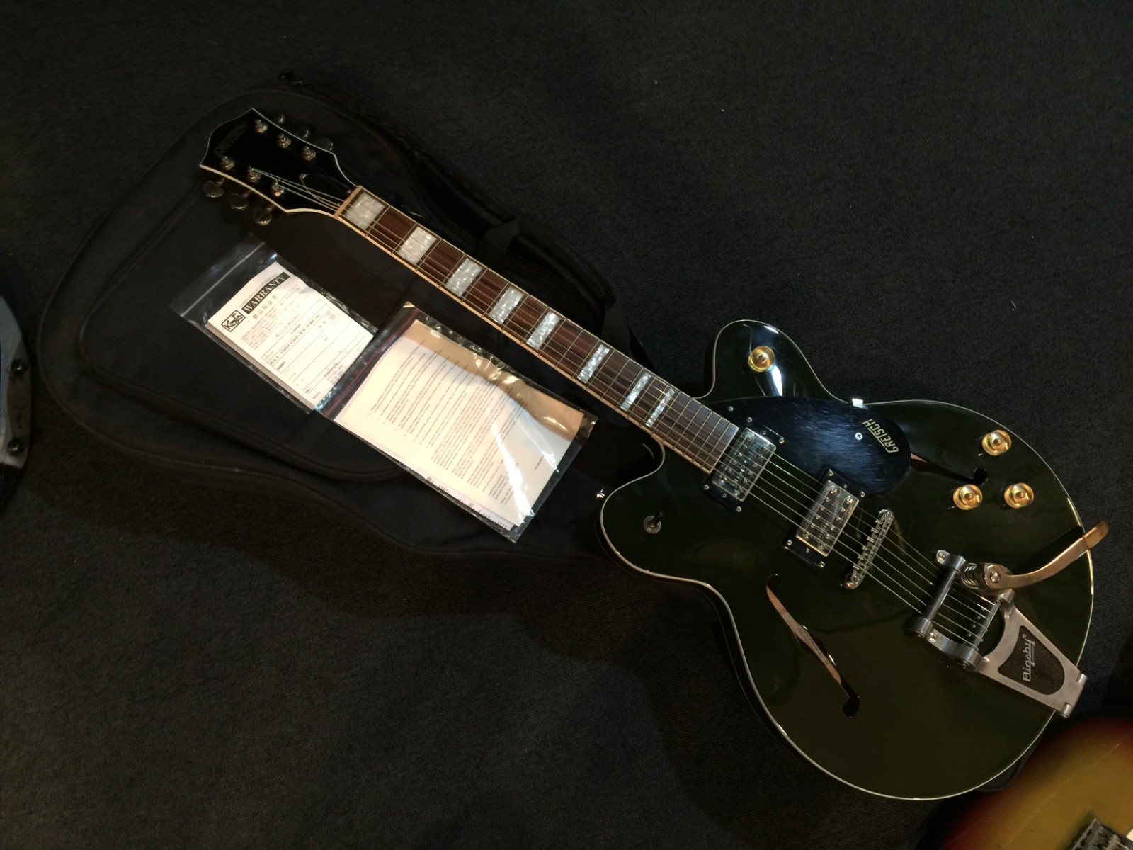 Electric Guitar Gretsch G-2622T STRM CB DC Maple Neck & Body with Soft Case