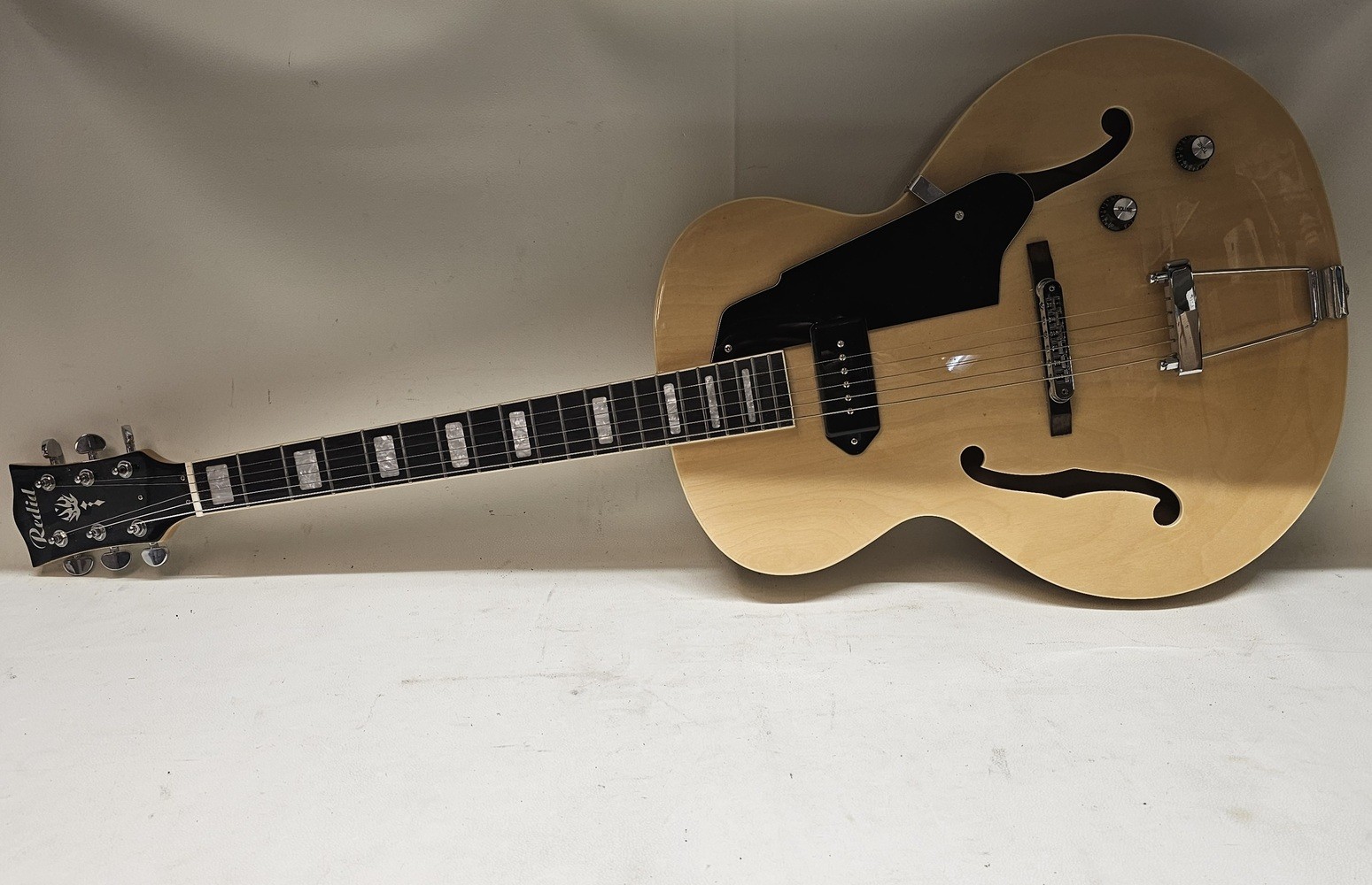 REDID RZT-22 SEMI-HOLLOW BODY ELECTRIC GUITAR (NATURAL)
