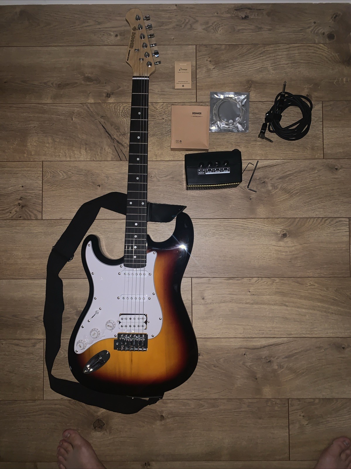 Electric Guitar Full Set Once Used, For Left Handed Individual