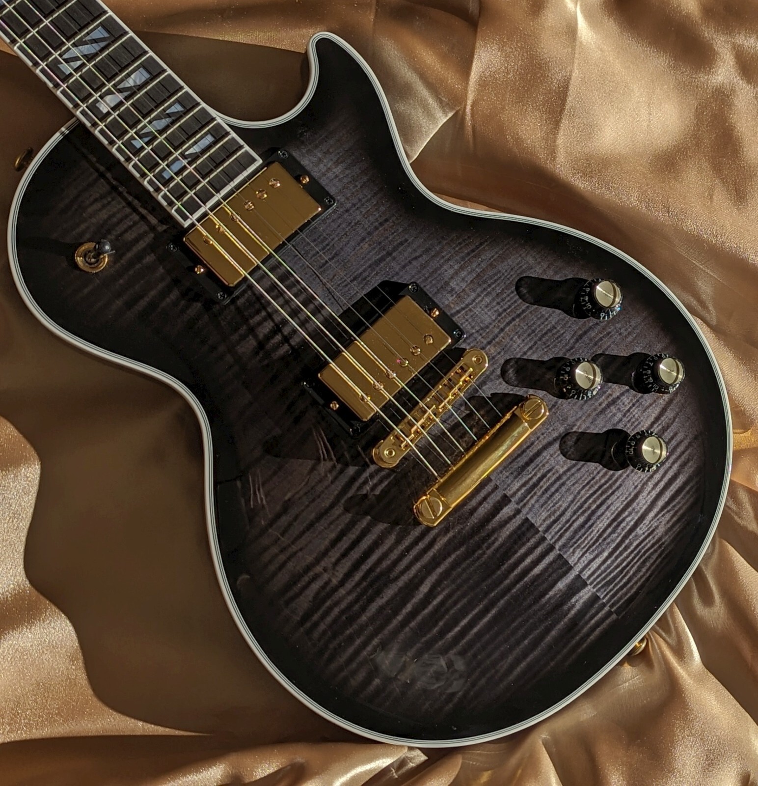 2023 Gibson Les Paul Modern Supreme – Translucent Ebony